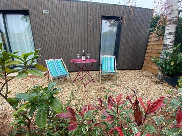 Studio De Jardin "Le Temps D Une Pause" Jusqu'A 4 Personnes En Face Du Beaujolais - Climatisation Et Borne Recharge Vehicule Electrique Montmerle-sur-Saone Bagian luar foto
