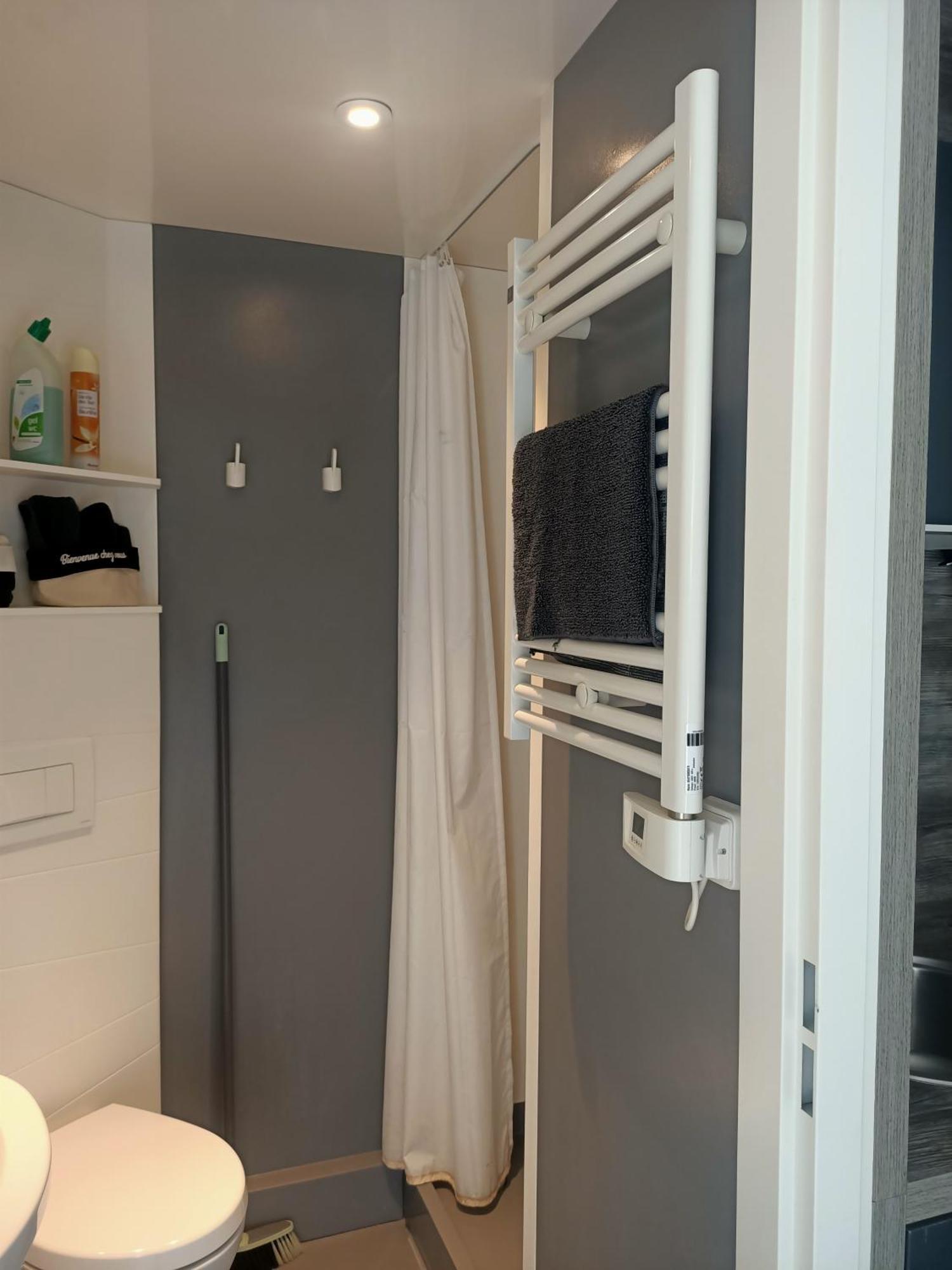 Studio De Jardin "Le Temps D Une Pause" Jusqu'A 4 Personnes En Face Du Beaujolais - Climatisation Et Borne Recharge Vehicule Electrique Montmerle-sur-Saone Bagian luar foto